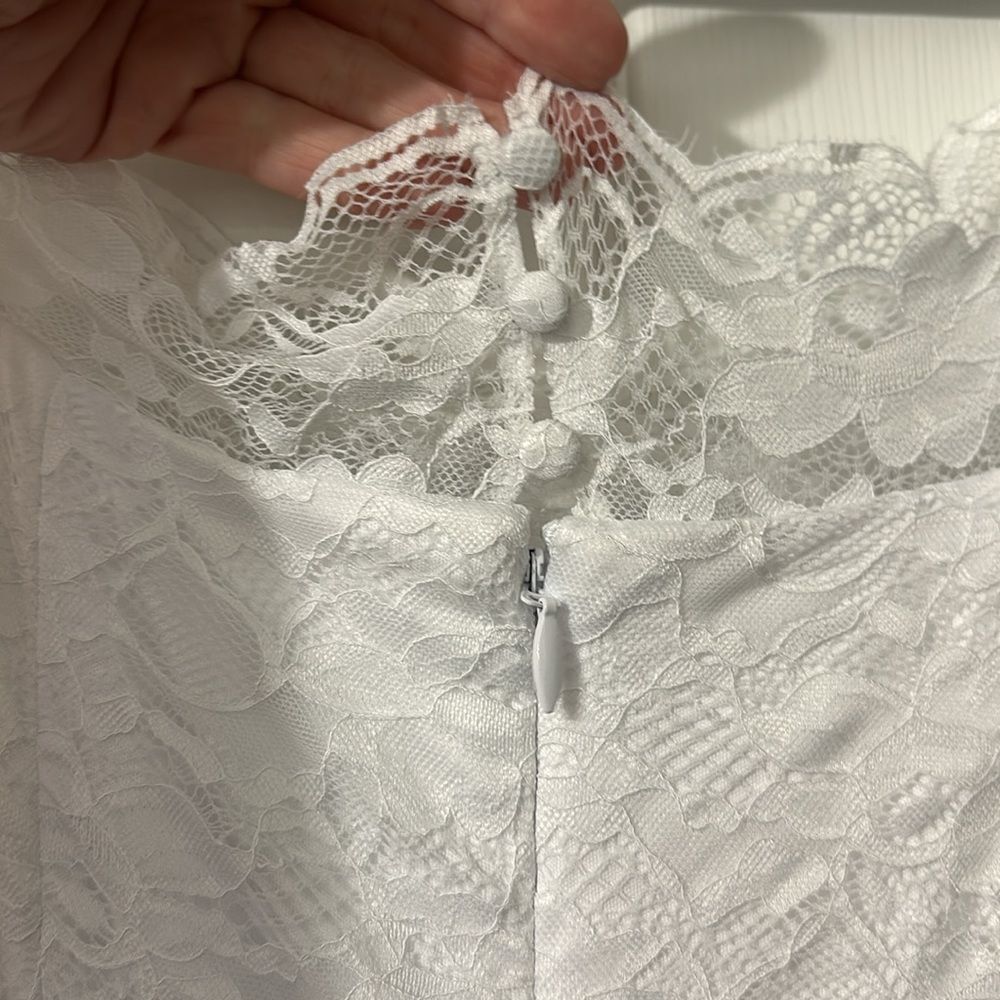 TORRID 14 White Lace Off Shoulder A-Line Wedding Dress NWT - Picture 10 of 12